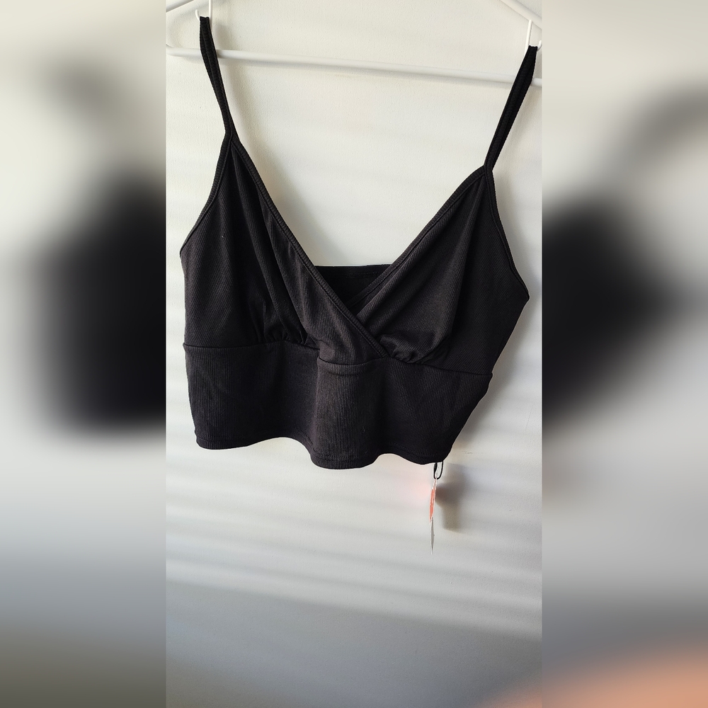 Cider Black Crop Top‎ Ribbed Crossover - Picture 5 of 9